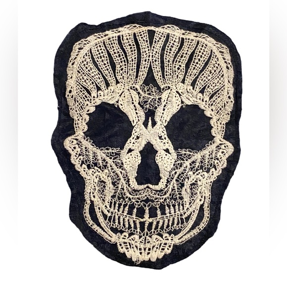 Mary Jane Skull Tank Top - Picture 3 of 7